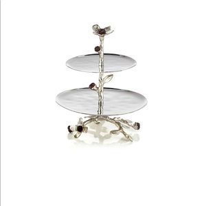 Michael Aram Etagiere olive 2 tier tray